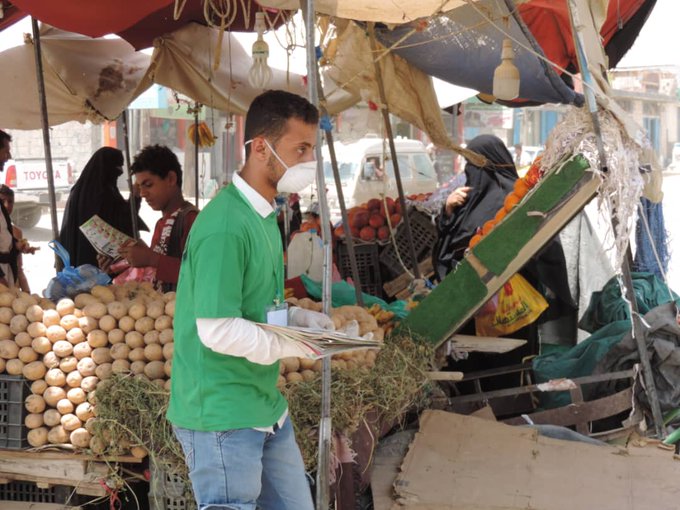 مأرب: حملة رش واسعة احترازا من كورونا بمشاركة 40 متطوعاً