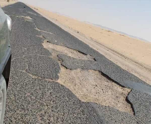 إصابة مسؤولين حكوميين بحادث مروري في طريق العبر