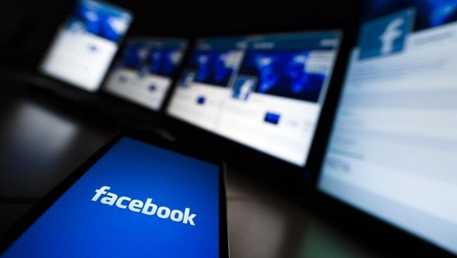 فيسبوك تطلق "رومز" لمكالمات الفيديو وتسحب البساط من "زوم"