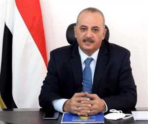 وزير المياه والبيئة يحذر الحكومة من خطورة وضع ناقلة صافر جرّاء تعنت الحوثيين