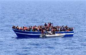 مقتل 25 مهاجرًا وفقدان أكثر من 150 آخرين إثر غرق قاربهم قبالة سواحل لحج
