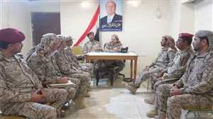 وزير الدفاع يشدد على واحدية المعركة الوطنية ضد مليشيا الحوثي الإرهابية
