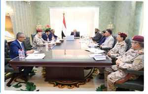 مجلس القيادة يستمع إلى تقارير حول الاوضاع العسكرية والاقتصادية ومستجدات المفاوضات بشأن فتح حصار تعز.