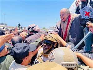 استكمال تبادل 318أسيرا ومحتجزا بين الشرعية والمليشيات الحوثية.
