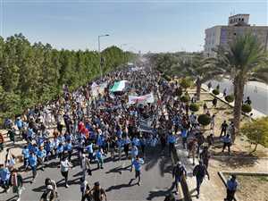 مأرب :مسيرة شعبية غاضبة تطالب بمحاكمة قادة الكيان الاسرائيلي.