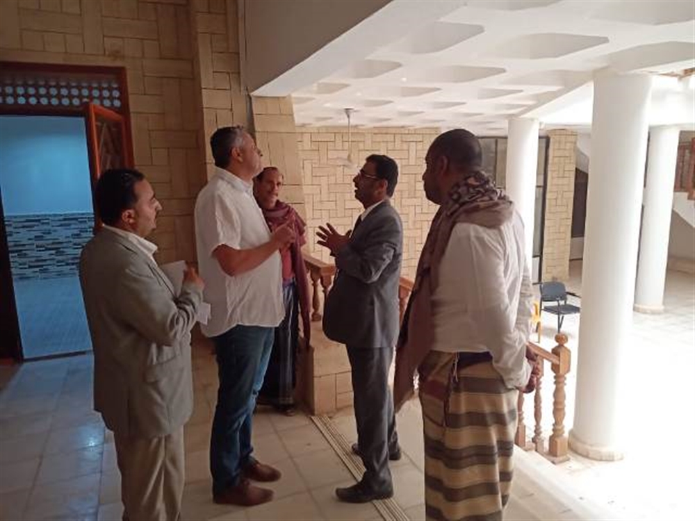 شبوة: وزير الثقافة يزور مركز الشاعر يسلم بن علي ويشيد بدوره في خدمة القطاع الثقافي