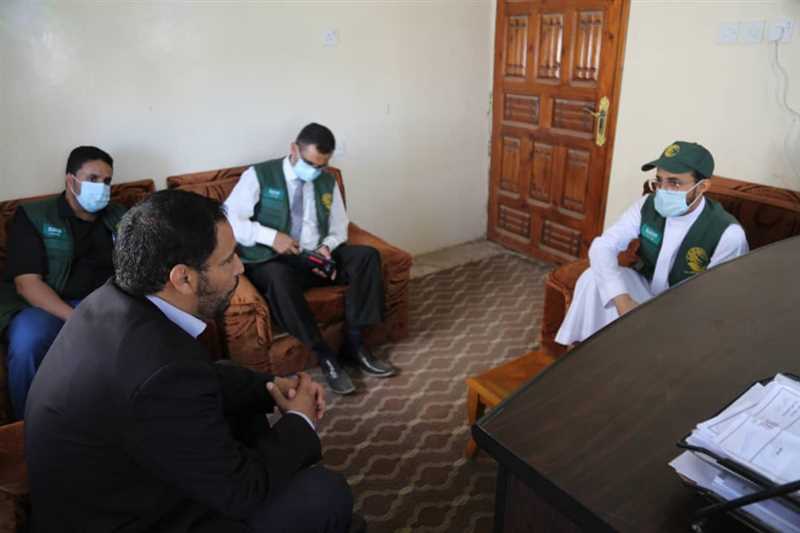 مناقشة الجهود الاغاثية والانسانية التي يقدمها مركز الملك سلمان بمأرب