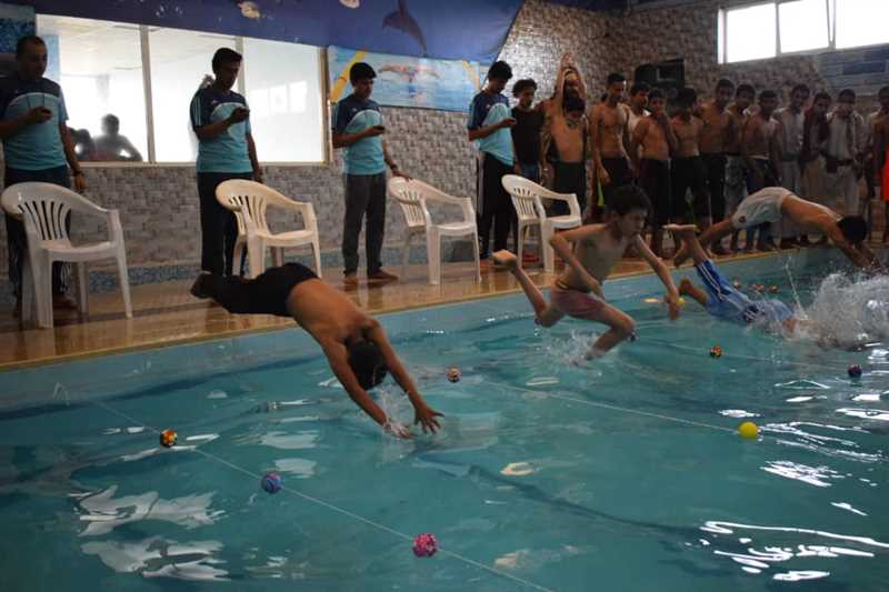 انطلاق منافسات بطولة مأرب للسباحة الحرة