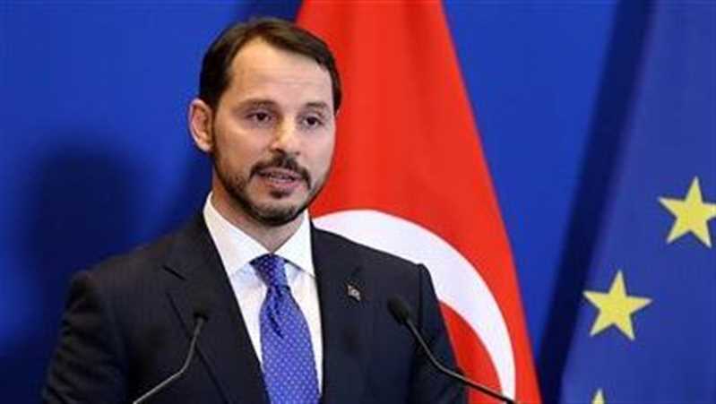 بعد إقالة محافظ البنك المركزي.. صهر إردوغان وزير المالية التركي يستقيل من منصبه