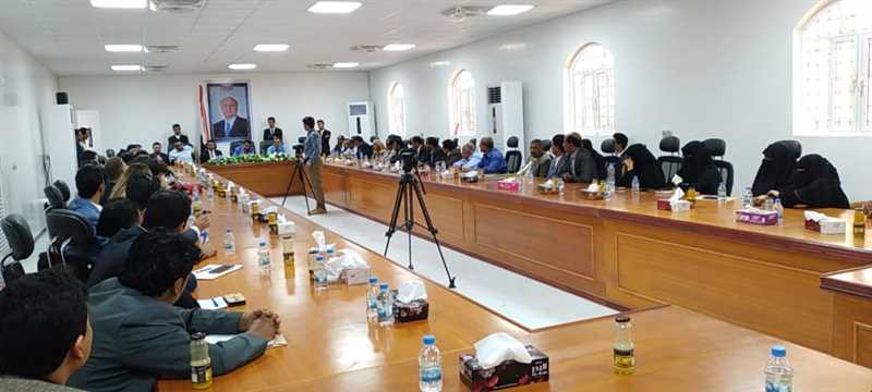 خلال لقاءه وفد الصحافة العالمية.. بن عديو يؤكد أن شبوة تسعى لتكون نموذج مصغر لليمن الكبير