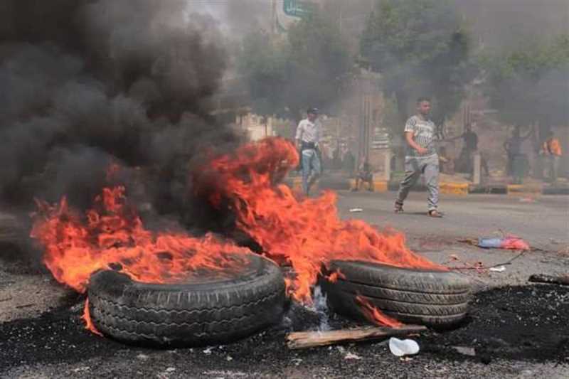 تظاهرة في عدن احتجاجًا على انقطاع المياه