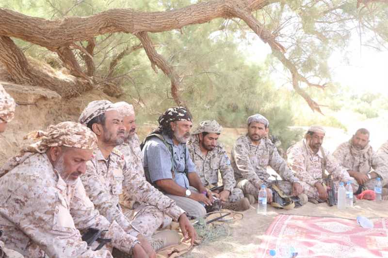 الفريق بن عزيز: الجيش الوطني سيقطع الطريق أمام المخططات الإيرانية التخريبية في اليمن والمنطقة