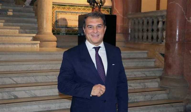 رجل العصر الذهبي يعود من جديد للمنافسة على  رئاسة برشلونة