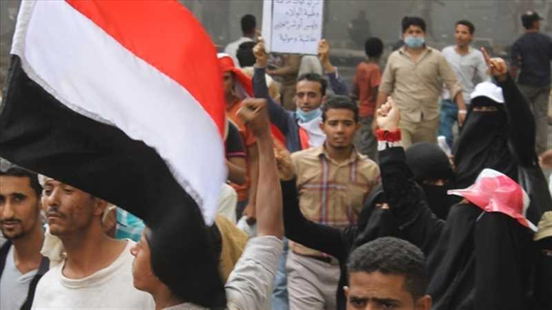 تظاهرة نسائية في تعز احتجاجاً على استبعاد المرأة من الحكومة الجديدة