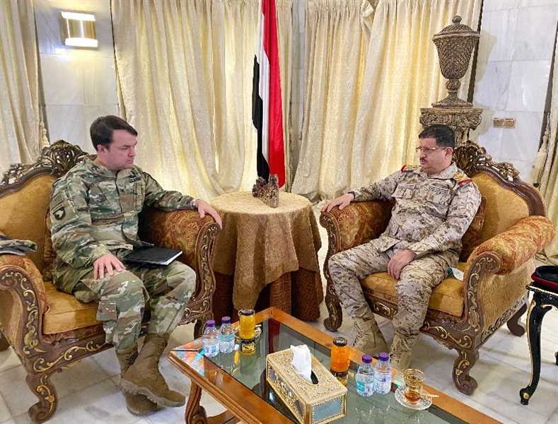 وزير الدفاع: استمرار إيران في دعم مليشيا الحوثي وتزويدها بالأسلحة والصواريخ المتطورة يشكل تهديداً للأمن القومي والدولي والمصالح العالمية في المنطقة