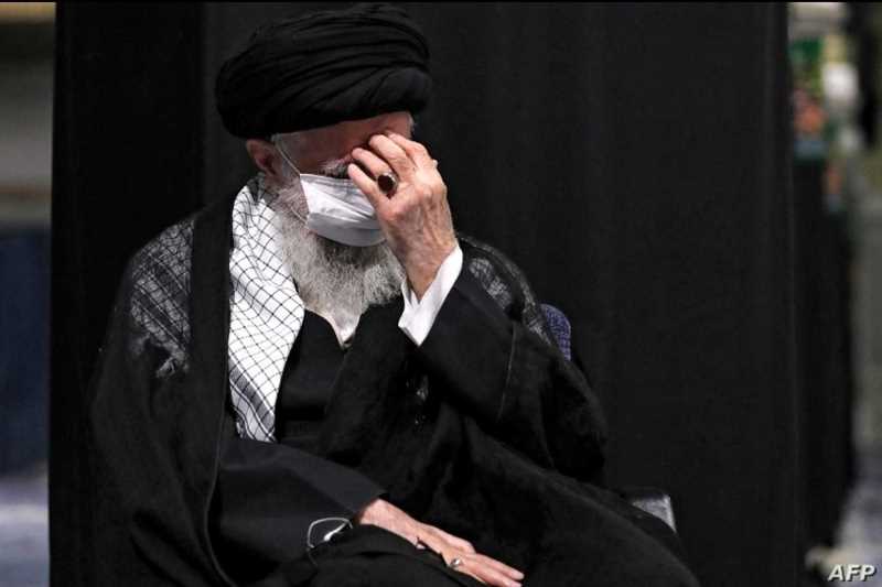 تعرف على سبب إغلاق حساب "خامنئي" في تويتر