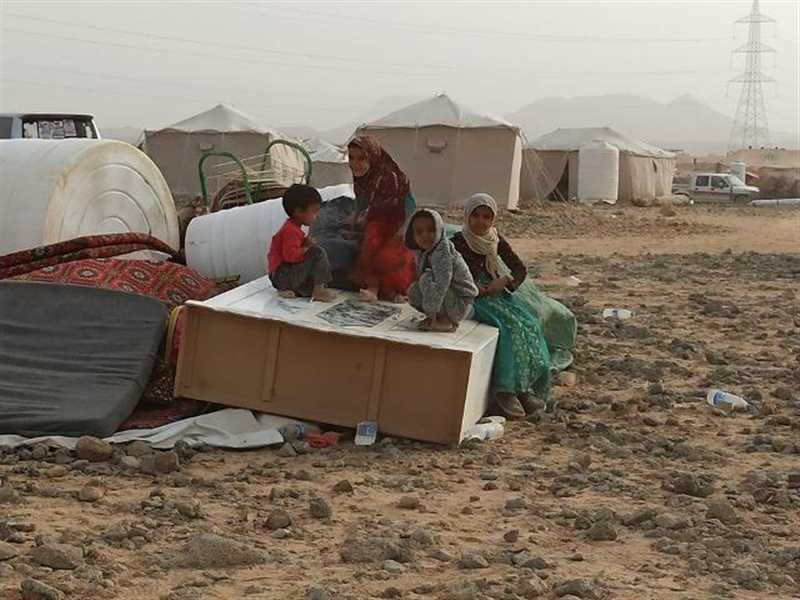 الوحدة التنفيذية تحذّر من تبعات التحريض الحوثي ضد النازحين بمارب وتدعو لحمايتهم