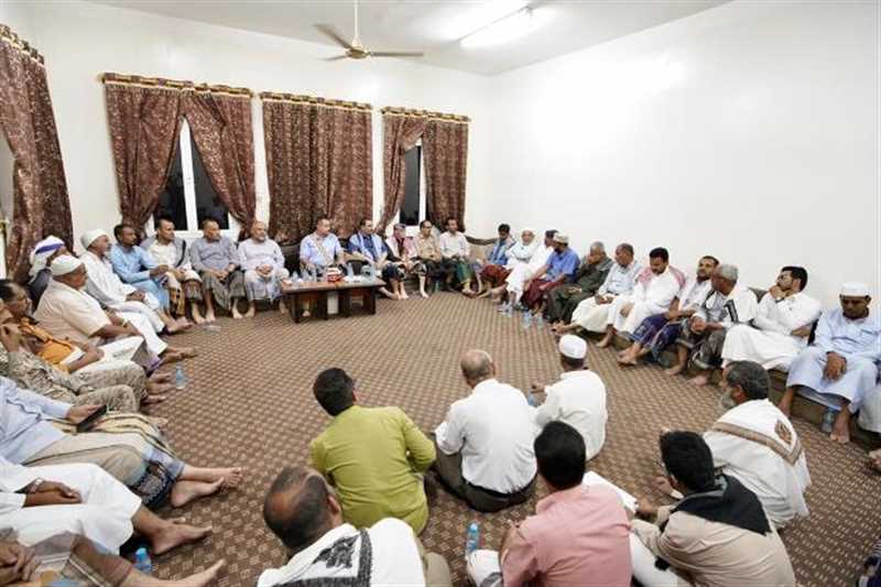 رئيس الوزراء: الحفاظ على الوفاق السياسي ركيزة أساسية للانتصار في المعركة ضد المشروع الإيراني