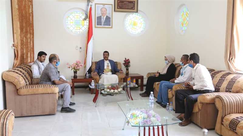 الوكيل مفتاح يناقش مع ممثلي التكافل الفرنسية وساماريتان الأمريكية واليونيسيف الوضع الإنساني والإغاثي بمأرب