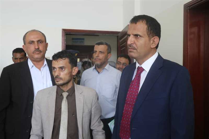 النائب العام يتفقد سير العمل في دائرة القضاء العسكري بمأرب