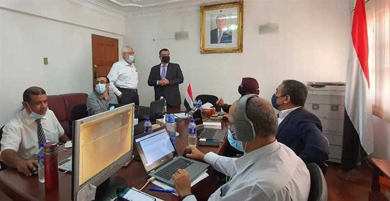 تدشين اختبارات الثانوية العامة للطلاب اليمنيين في ماليزيا عبر الانترنت