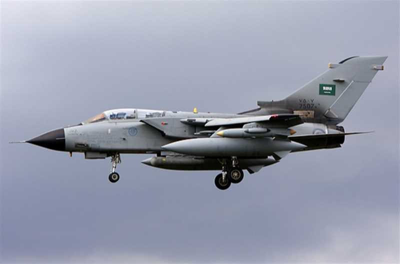 البيضاء: مقاتلات التحالف تستهدف تجمعات حوثية في مديريتي الزاهر وذي ناعم