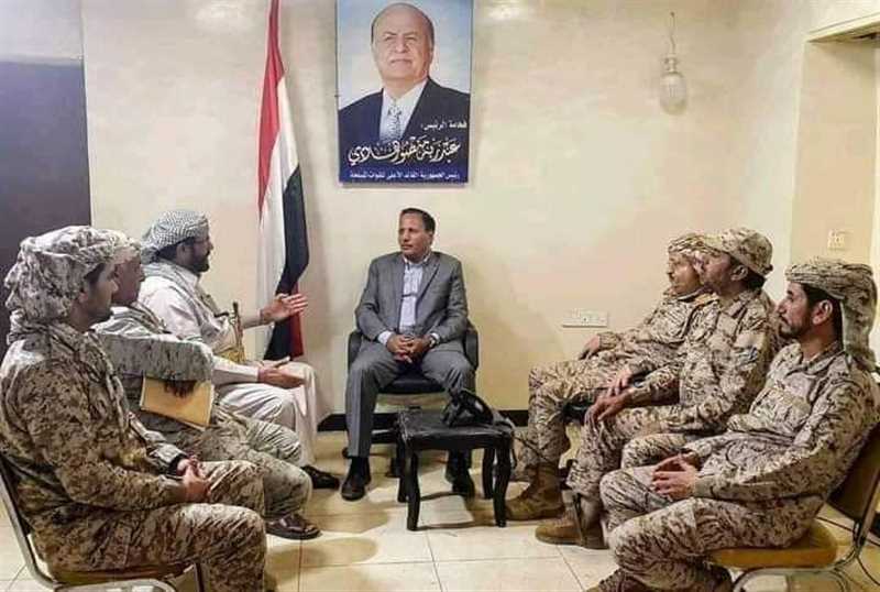 جباري يناقش مع القيادات العسكرية مستجدات الوضع الميداني في الجبهات