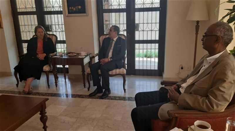 رئيس برلمانية الإصلاح يبحث مع القائمة بأعمال السفير الأمريكي مستقبل السلام في اليمن