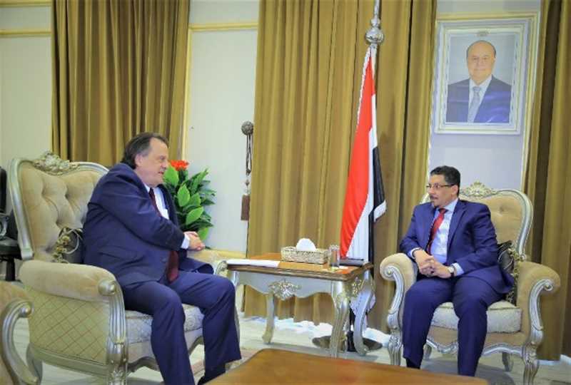 الحكومة تجدد المطالبة بدعم دولي وإقليمي للاقتصاد الوطني