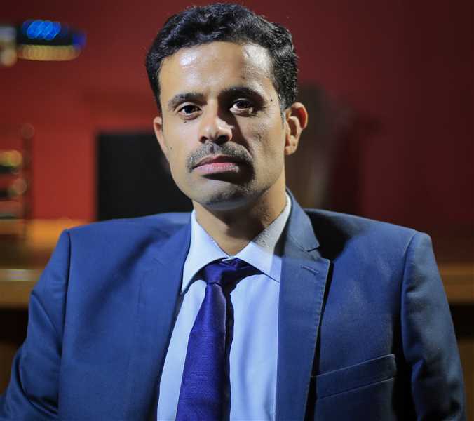 نقابة المعلمين: الحوثيون فصلوا آلاف المعلمين بهدف سرقة حوافزهم المالية المقدمة من المانحين