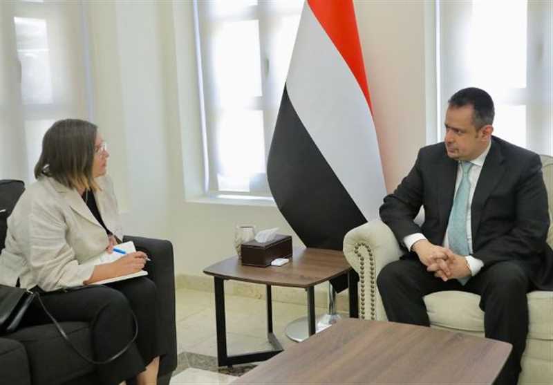 رئيس الوزراء: مليشيا الحوثي تسقط خيار السلام بتصعيدها المستمر تنفيذًا لتعليمات النظام الإيراني