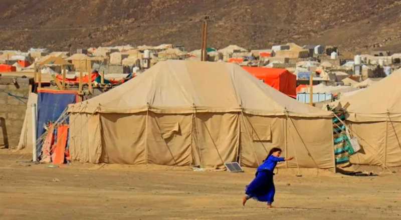 الجوف: لجنة الطوارئ تقر انزال فرق استجابة عاجلة الى مخيمات النزوح