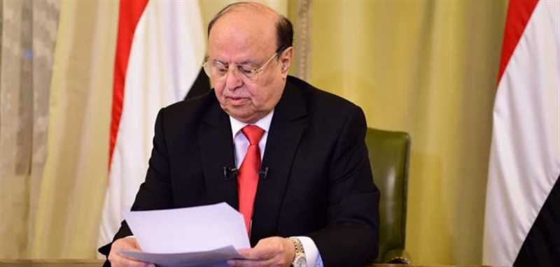 رئيس الجمهورية يدعو أبناء الشعب اليمني إلى الوقوف في صف الدولة ضد المليشيات الكهنوتية