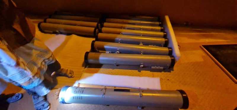 ضبط كمية صواريخ حرارية كانت في طريقها للمليشيات الحوثية عبر منفذ شحن الحدودي.