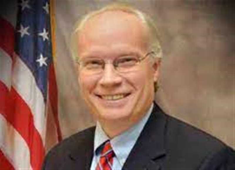 المبعوث الأمريكي يدعو مليشيا الحوثي إلى الانخراط في جهود السلام ووقف الهجمات وفتح طرق تعز