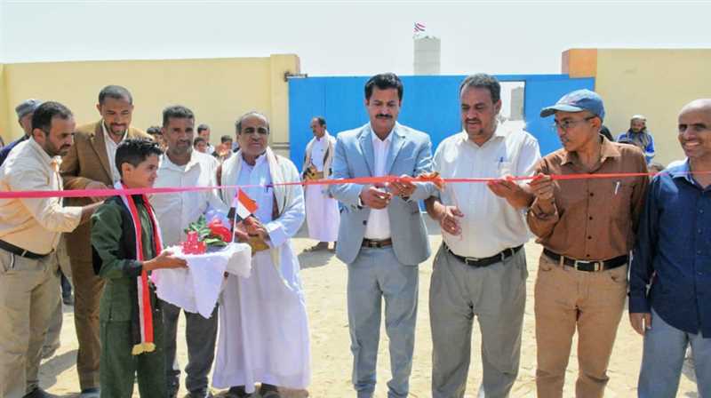 نائب وزير التربية والتعليم يفتتح مدرسة التحدي للصم والبكم بمأرب