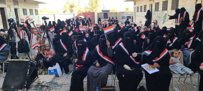 مأرب : مهرجانا جماهيريا نسائيا احتفاء باعياد الثورةاليمنية