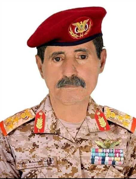 وزارة الدفاع ورئاسة الأركان تنعيان العميد الركن محمد الجرادي.