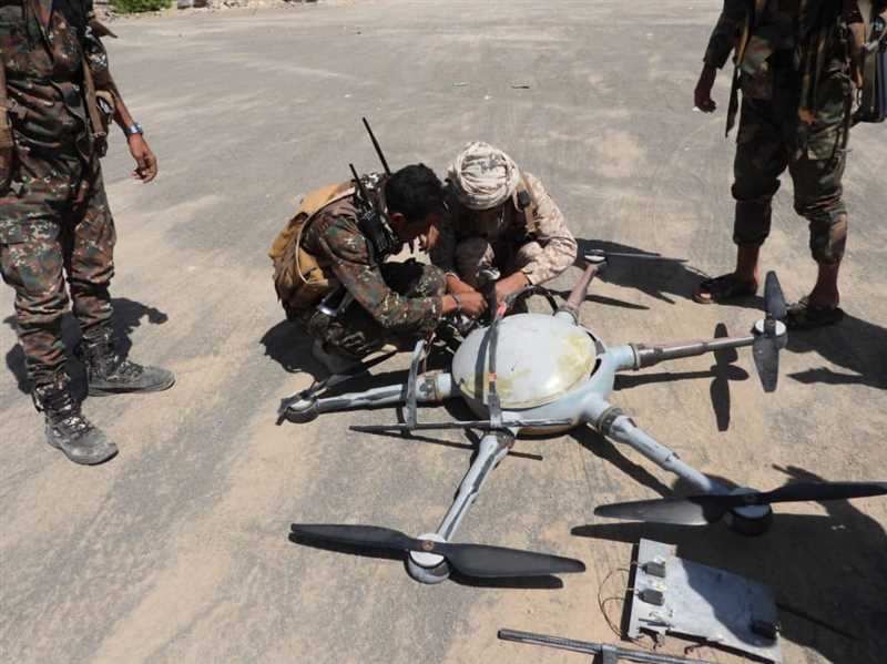 إسقاط مسيرة حوثية مفخخة كانت تحاول استهداف مخيم للنازحين بمأرب.