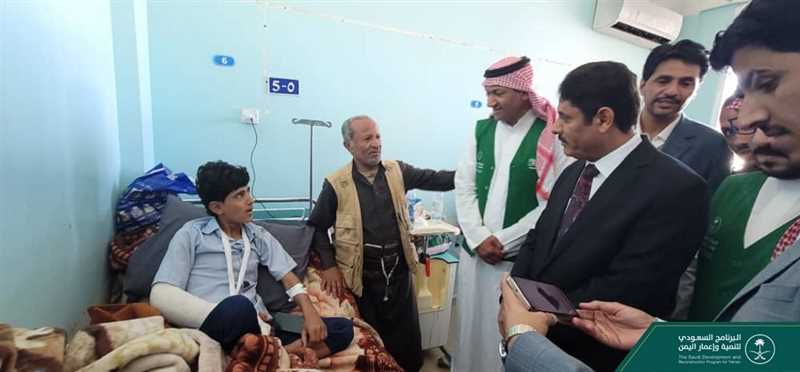 وفد سعودي يختتم زيارة لمأرب اطلع خلال على مشاريع برنامج إعادة إعمار اليمن.