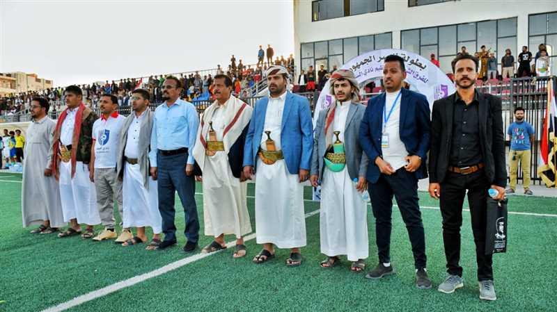 تدشين بطولة الشهيد الذيباني لكرة القدم بمأرب
