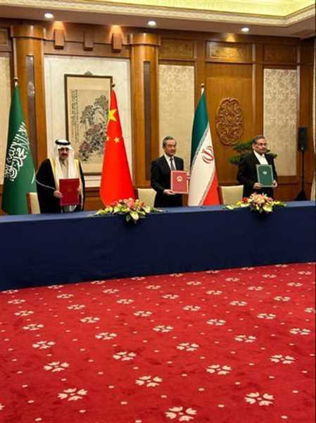 اعلان استئناف العلاقات بين الرياض وطهران وإعادة فتح السفارتين بعد شهرين.