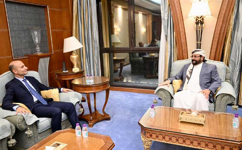 اللواء العرادة يؤكد التزام الرئاسي بنهج السلام الذي يحقق تطلعات الشعب واستعادة دولته وإنهاء الانقلاب .