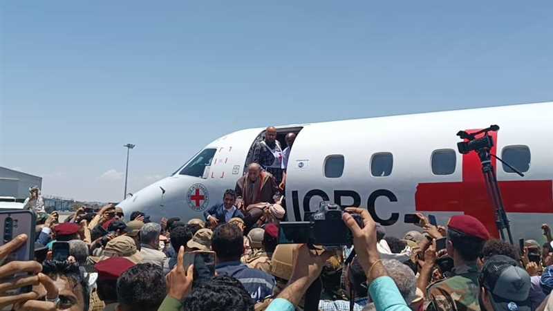 ترحيب دولي وإقليمي ببدء تبادل المحتجزين بين الحكومة ومليشيا الحوثي.