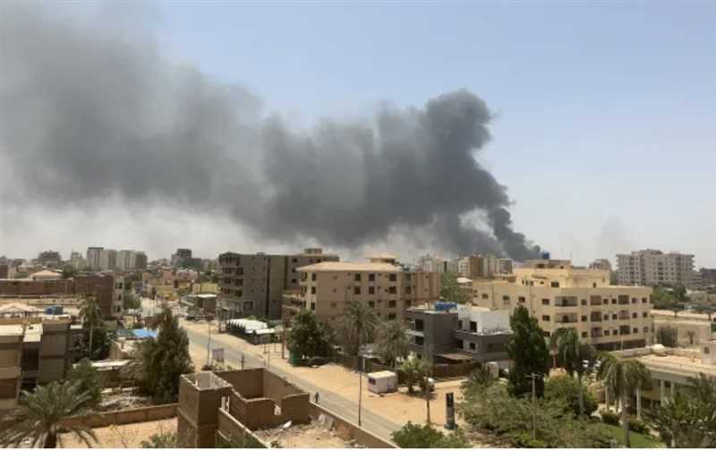 تواصل القتال بين الجيش السوداني وقوات الدعم السريع وأكثر من 180 قتيل.