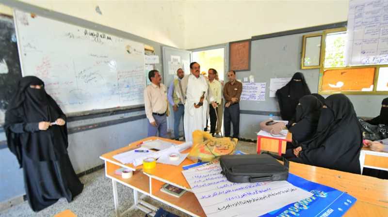 تدشين تدريب 300 معلم ومعلمة في برنامج التعليم النشط بمأرب.