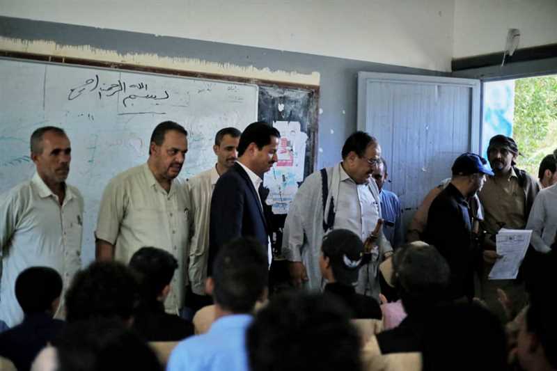 مارب :العباب يدشن العام الدراسي الجديد وسط تزايد أعداد الطلاب النازحين.