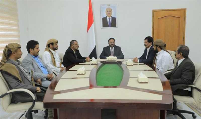 العرادة يلتقي بقيادات الأحزاب والتنظيمات السياسية بمحافظة مأرب