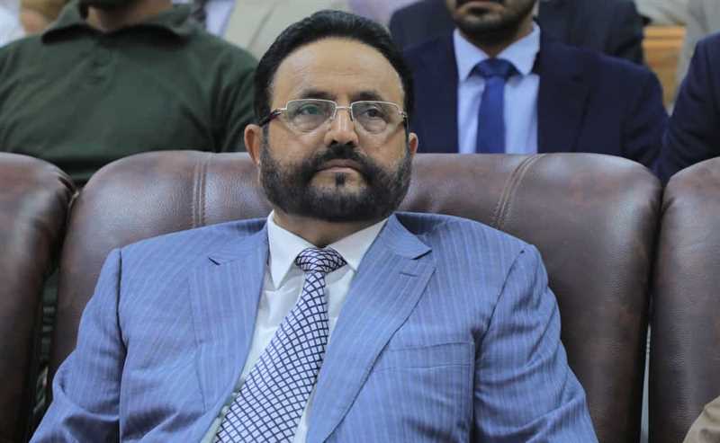 اللواء سلطان العرادة يدشن حزمة مشاريع في جامعة إقليم سبأ.