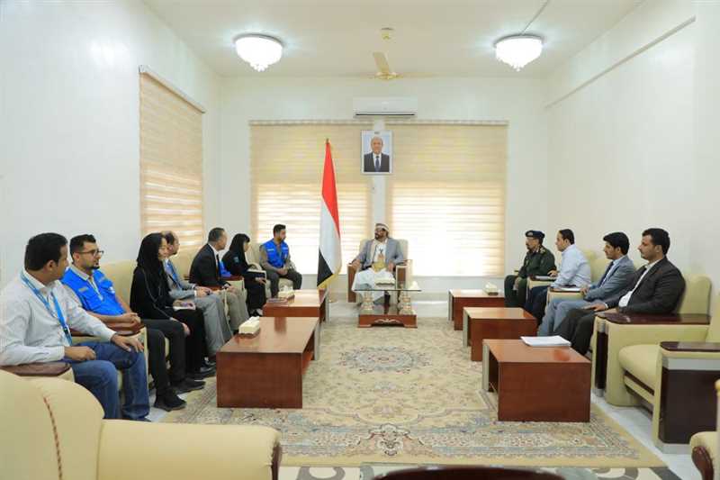 خلال لقائه ممثلةمفوضية ألامم المتحدة لشؤون اللاجئين ..العرادة يشدد على أهمية الحلول المستدامة وتركيز المنظمات على مشاريع الإنعاش المبكر والتنمية وفق روئ شفافة.